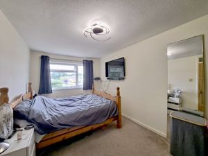 Bedroom- click for photo gallery